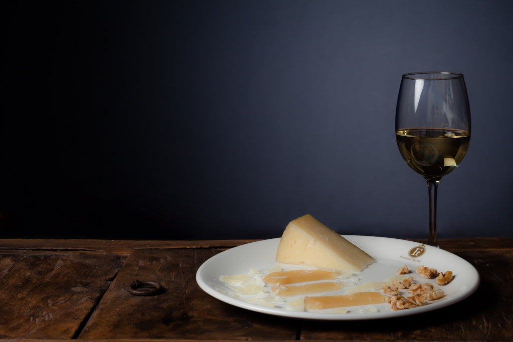 Manchego Cheese Reserva Extra D.O.P – 12 Months Aged Whole Wheel (Approx. 7 lbs) – Spanish Sheep’s Milk Cheese by Casa Mayor